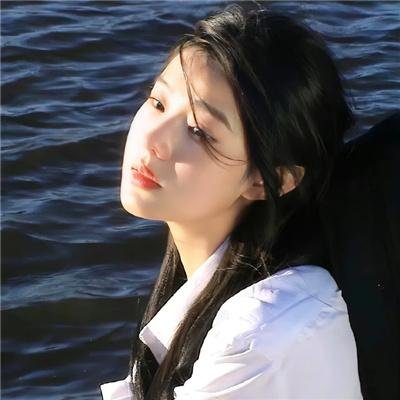 赤月湖吸血鬼
